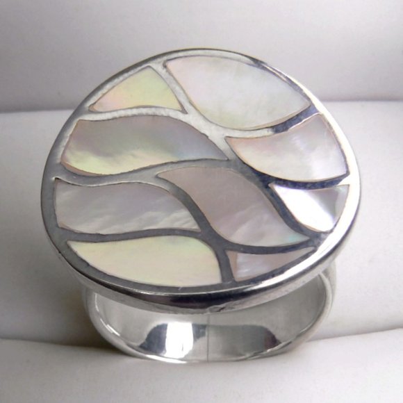 NEW Sterling SILVER Mother of Pearl inlay Ring 5.5 - Picture 3 of 7